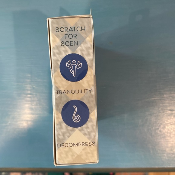 ✨ LAST CHANCE ✨ Brookstone Essential Oils Set - Picture 2 of 5